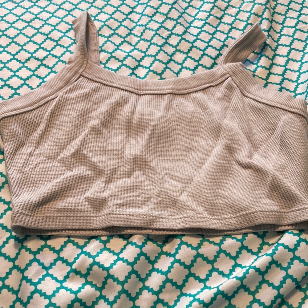 Grayish white crop